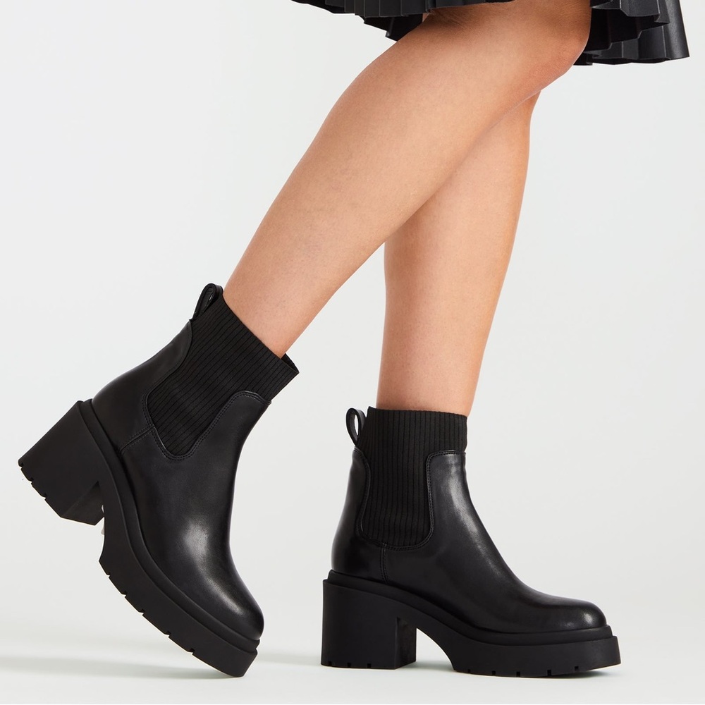 Steve Madden KOA Black Boots – Size 6.5 - Picture 5 of 6